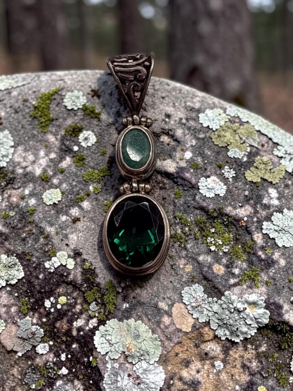 Vintage Sterling Silver Green Cabochon & Dark Green Faceted Double Stone Pendant